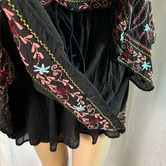 FREE PEOPLE ,NWT,mini dress,fairy,whimsical,cape sleeves,Frida print,embroidered - Picture 11 of 17